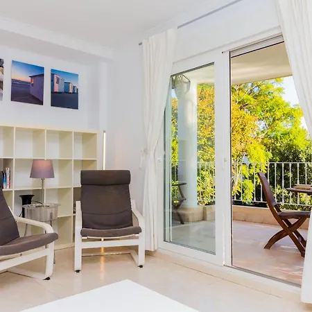 Venecia Montanar I By Rock Apartment