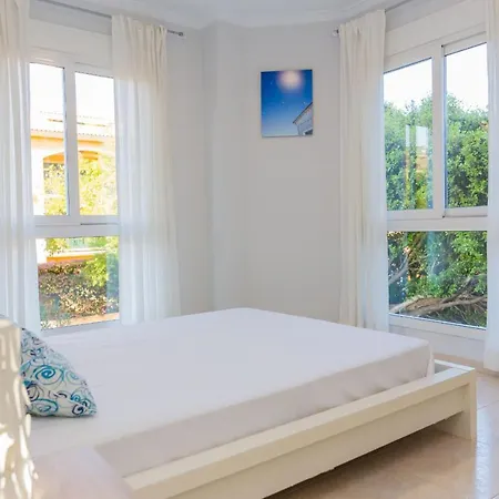 Venecia Montanar I By Rock Apartment